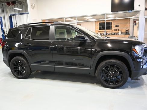 New 2026 GMC Terrain Elevation w/ Elevation Premium Package image 4