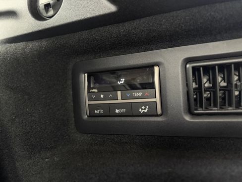 Used 2022 Lexus RX 450hL AWD w/ Premium Package image 28