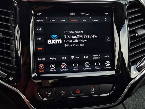Used 2021 Jeep Cherokee Limited image 20