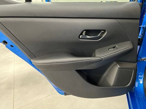 Used 2025 Nissan Sentra SV FWD image 15