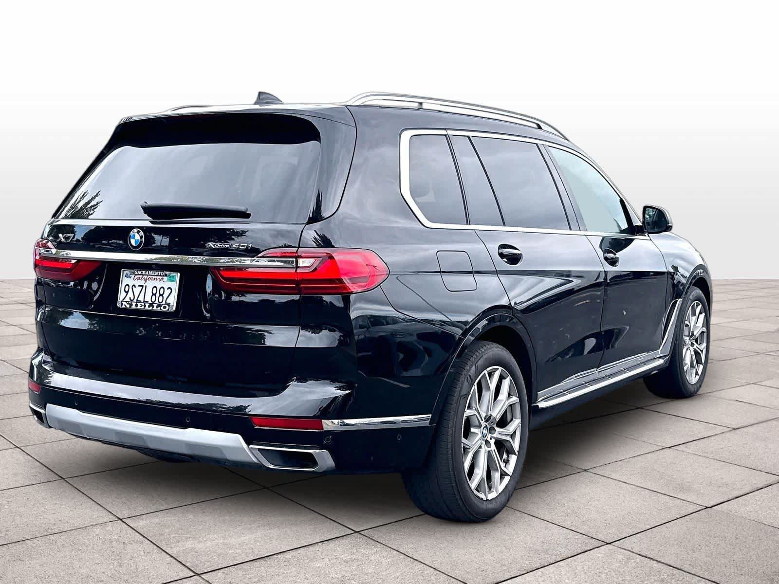 Used 2022 BMW X7 xDrive40i w/ Premium Package AWD/4WD image 6
