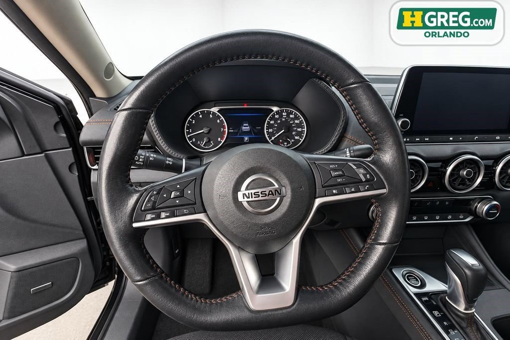 Used 2022 Nissan Sentra SR w/ SR Premium Package FWD image 13