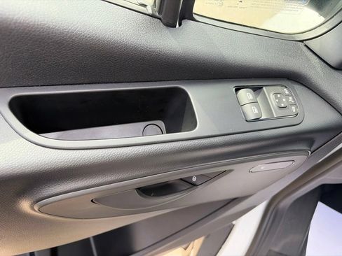 Used 2025 Mercedes-Benz Sprinter 3500 image 10
