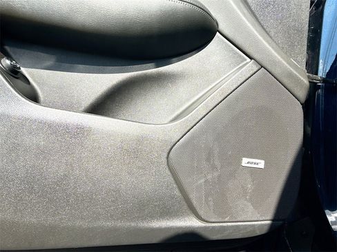 Used 2021 Cadillac XT6 Premium Luxury image 19