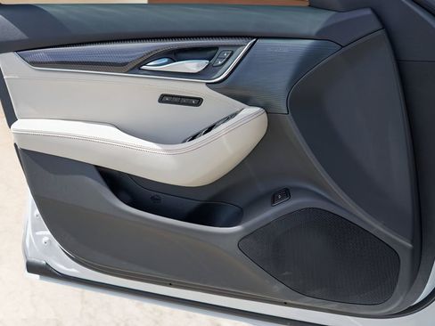 New 2026 Cadillac CT5 V image 17