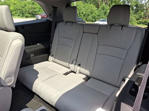 Used 2018 Honda Pilot Elite image 11