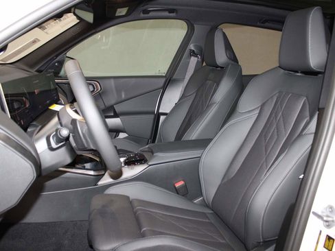 Used 2025 BMW X3 xDrive30i image 14