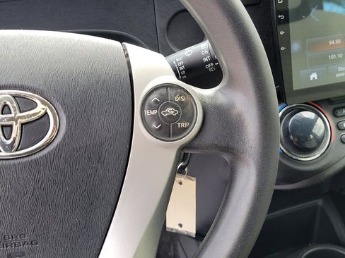 Used 2012 Toyota Prius C One FWD image 19