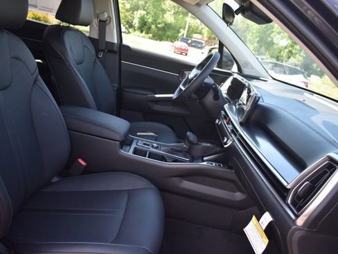 New 2026 Kia Sorento S AWD/4WD image 13