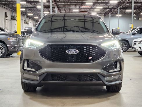 Used 2019 Ford Edge ST image 3