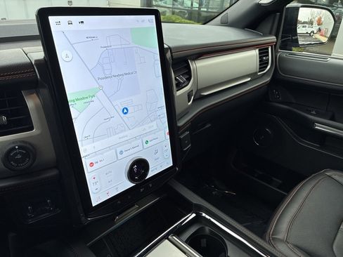 Used 2024 Ford Expedition Timberline image 34