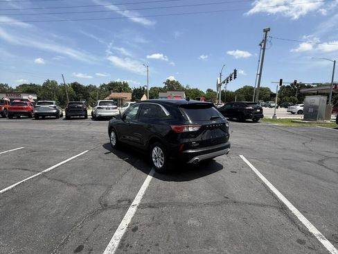 Used 2020 Ford Escape SE AWD/4WD image 10