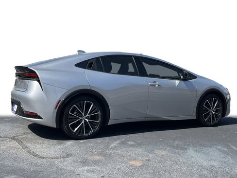 Used 2023 Toyota Prius XLE image 26