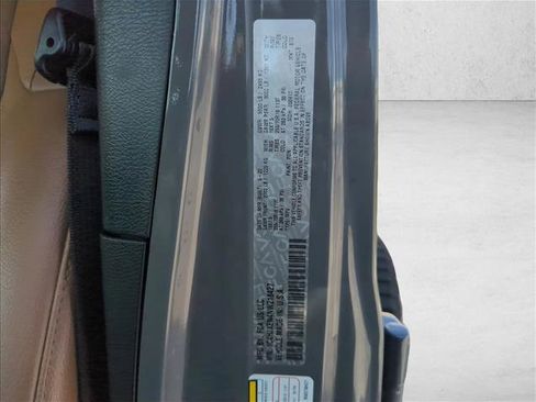 Used 2022 Jeep Wrangler Unlimited Sahara image 28