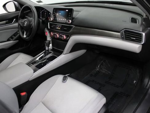 Used 2018 Honda Accord LX image 25