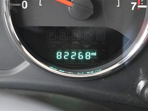 Used 2016 Jeep Wrangler Unlimited Rubicon w/ Connectivity Group image 24