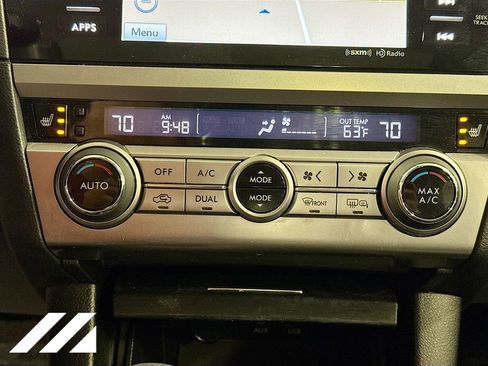 Used 2017 Subaru Legacy 2.5i Limited image 18