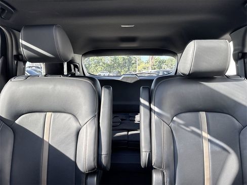 Used 2024 MAZDA CX-90 3.3 Turbo S w/ Premium Package image 19