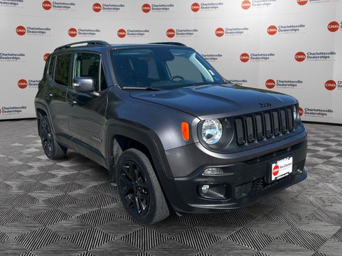 Used 2018 Jeep Renegade Altitude AWD/4WD image 7