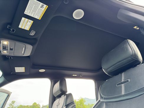 Used 2022 Ford F150 Platinum w/ Equipment Group 701A High image 15