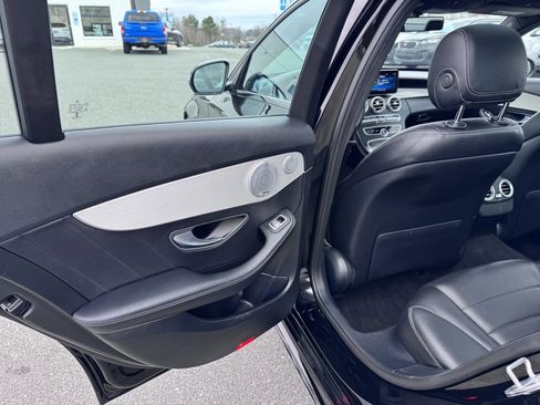 Used 2020 Mercedes-Benz C 300 Sedan image 18