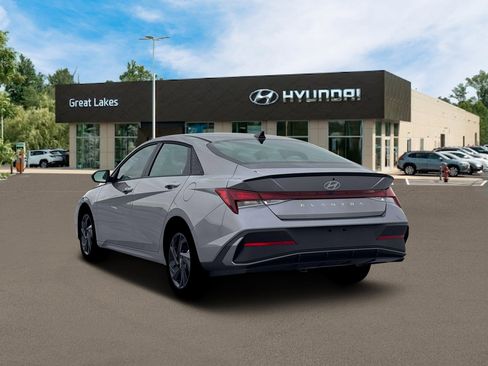 New 2026 Hyundai Elantra Sport image 5