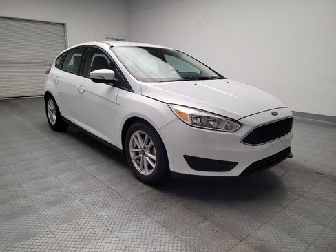 Used 2016 Ford Focus SE FWD image 13