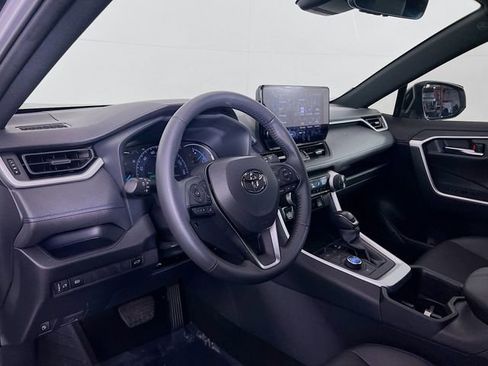 Used 2025 Toyota RAV4 XSE image 11