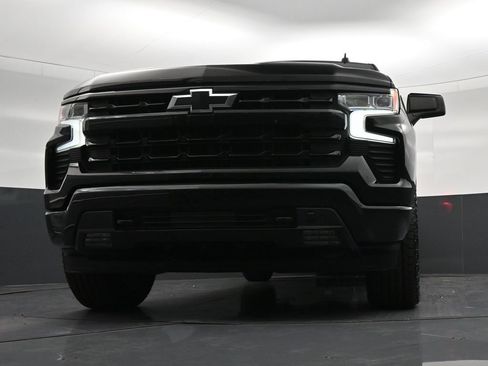 Used 2023 Chevrolet Silverado 1500 RST AWD/4WD image 30