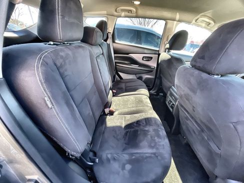 Used 2023 Nissan Murano S image 25