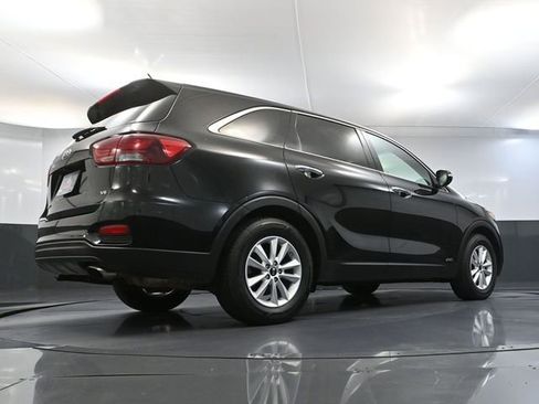 Used 2019 Kia Sorento AWD V6 image 49