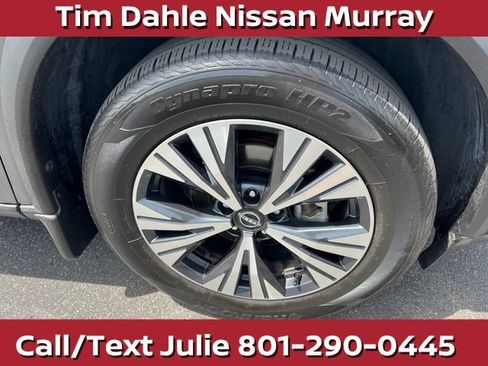 Used 2023 Nissan Rogue SV w/ SV Premium Package AWD/4WD image 14
