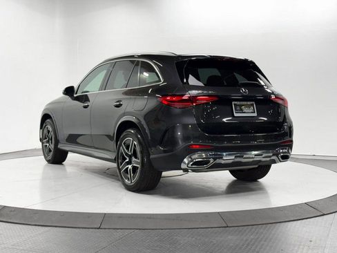 Used 2025 Mercedes-Benz GLC 350e 4MATIC w/ AMG Line image 29