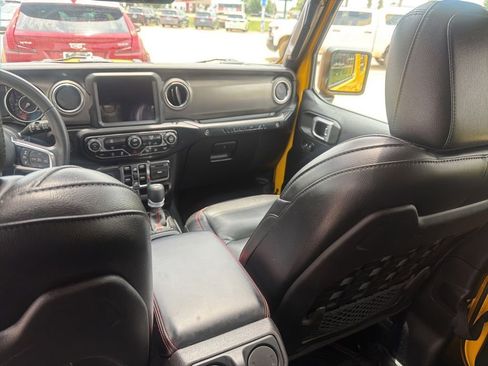Used 2019 Jeep Wrangler Unlimited Rubicon AWD/4WD image 39