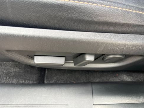 Used 2025 MAZDA CX-90 3.3 Turbo w/ Preferred Package image 23