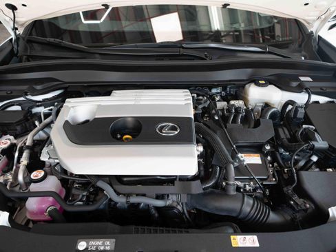 Used 2024 Lexus UX 250h F Sport AWD/4WD image 32