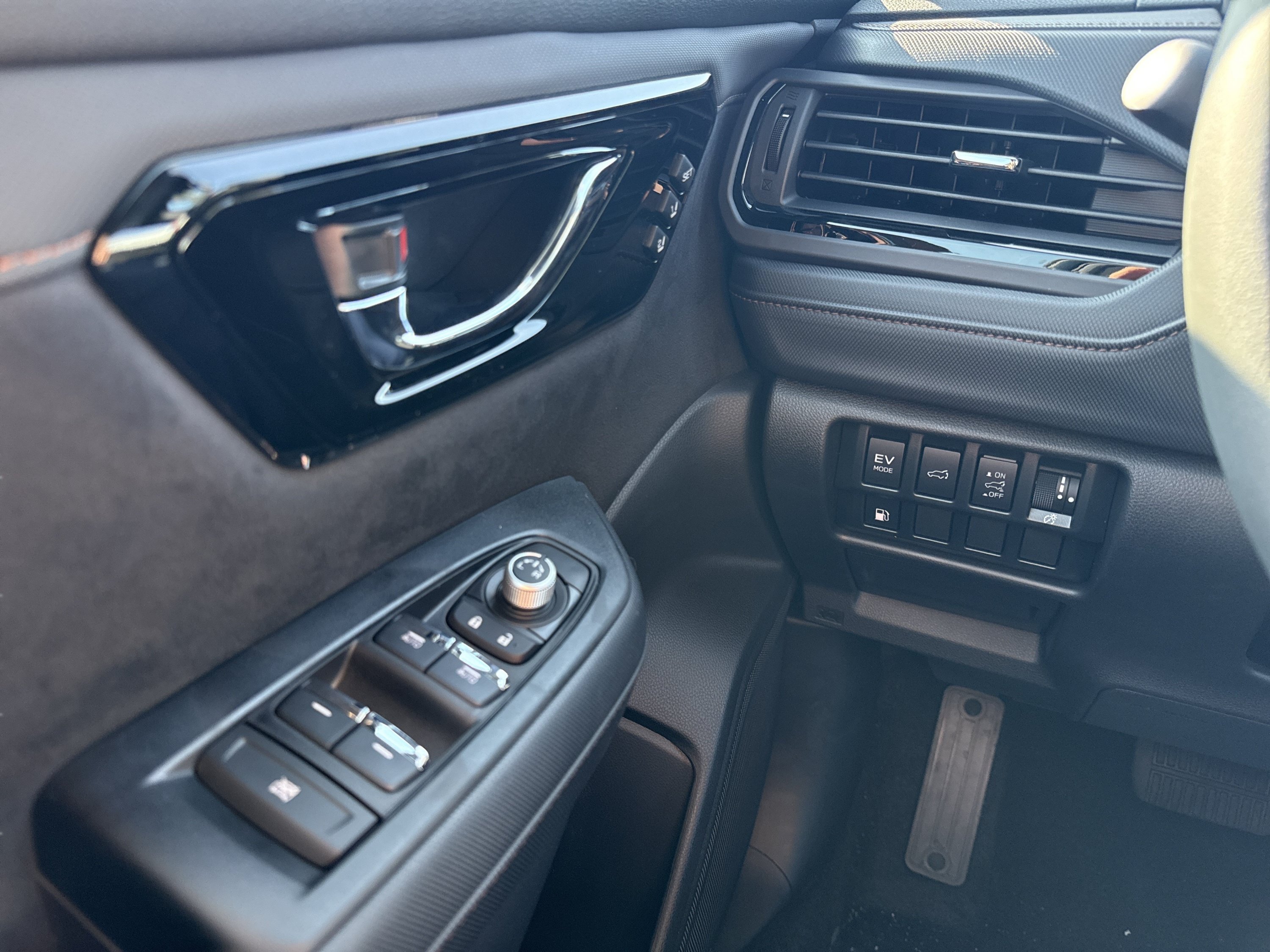 New 2026 Subaru Forester Touring AWD/4WD image 14
