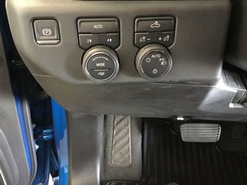 Used 2022 Chevrolet Silverado 1500 LT image 15