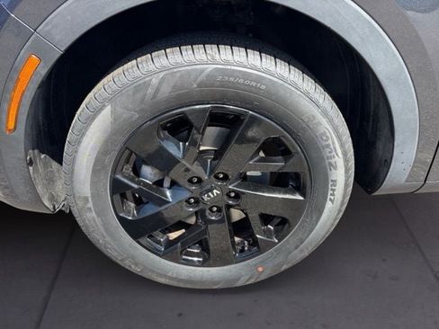 Used 2021 Kia Sorento S AWD/4WD image 9