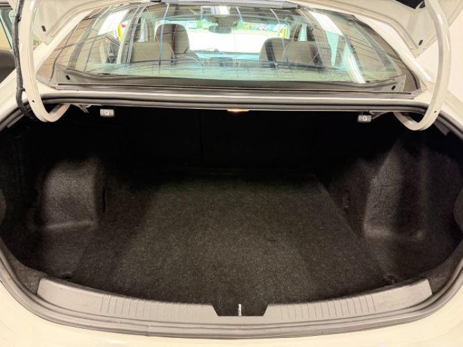 Used 2024 Chevrolet Malibu LT FWD image 26
