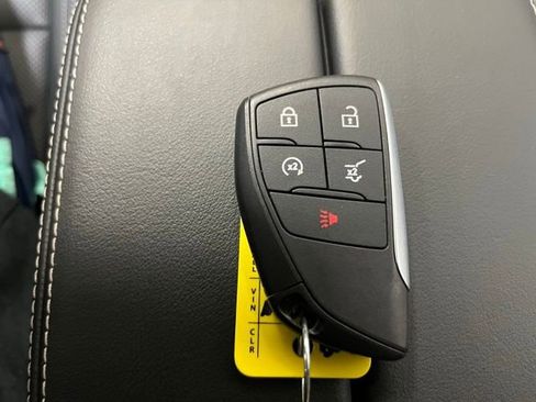 Used 2022 Buick Envision Essence w/ Technology Package I image 31