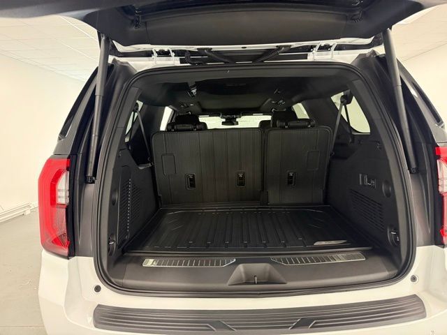 New 2026 GMC Yukon XL Denali w/ Sun & Power Step Package RWD image 8