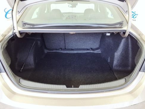 Used 2025 Chevrolet Malibu LS FWD image 10