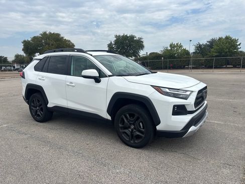 Used 2024 Toyota RAV4 Adventure AWD/4WD image 3