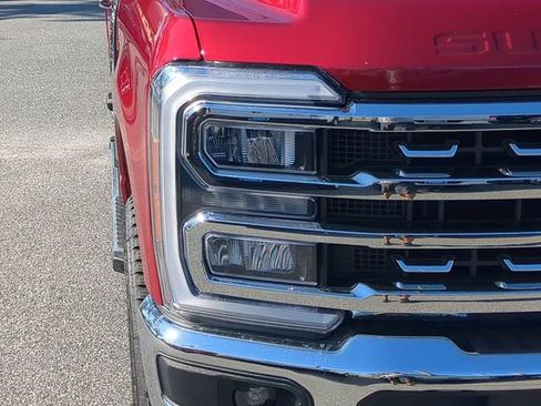 New 2025 Ford F250 Lariat w/ Chrome Package image 11