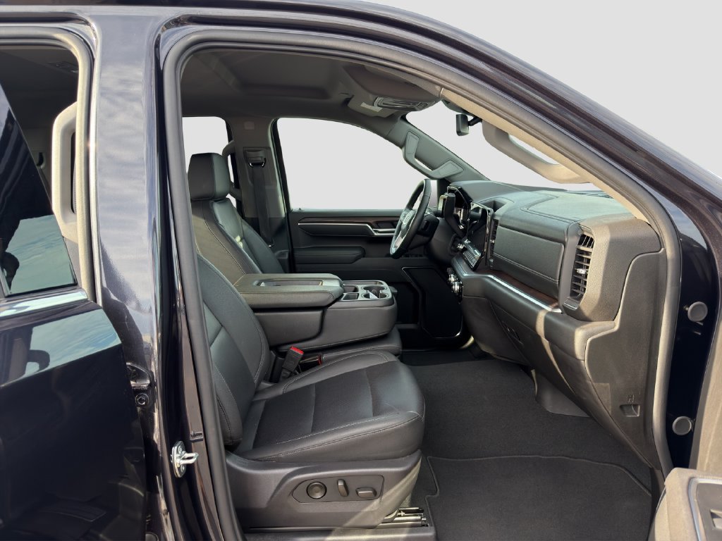 Used 2026 GMC Sierra 1500 SLT AWD/4WD image 28