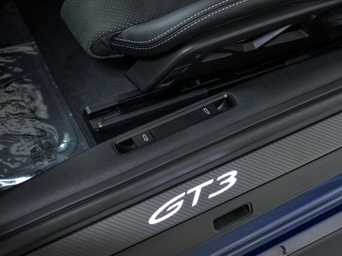 Used 2026 Porsche 911 GT3 image 16