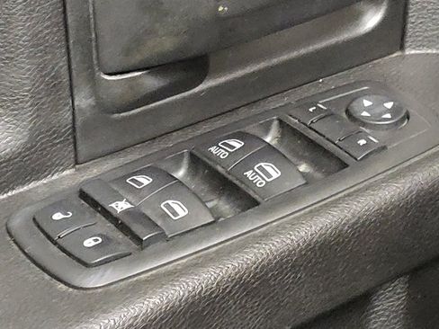 Used 2019 RAM 1500 Tradesman w/ Popular Equipment Group RWD image 27
