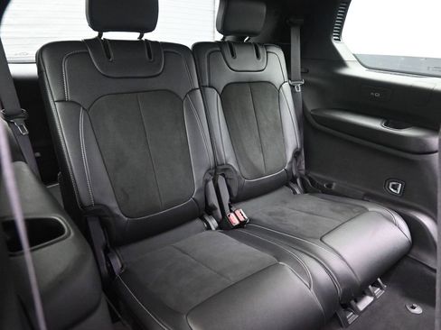 Used 2024 Jeep Grand Cherokee L Laredo AWD/4WD image 17