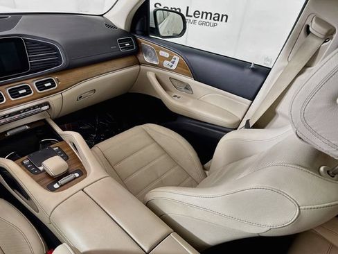 Used 2023 Mercedes-Benz GLS 450 4MATIC image 25